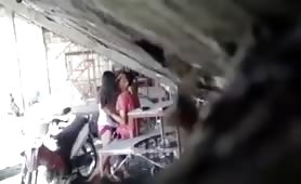 Ngintip pacaran anak smp mesum diproyek